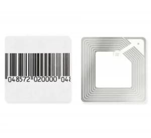 Étiquettes antivol RF 40 × 40 mm, recto code-barres et verso antenne Étiquette antivol RF 40 × 40 mm : face code-barres et face antenne radiofréquence